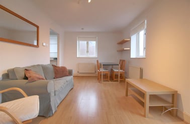 Love Lane, City Centre, Newcastle - Image 2